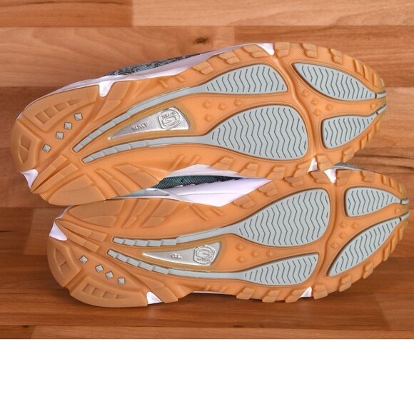 Nike Hot Step Air Terra/NOCTA (Men's size 11.5) Shoes Light Bone DR0508-002 - Picture 8 of 8